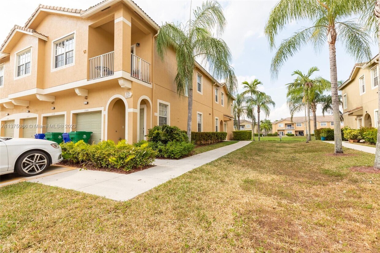 13157 SW 44th St Unit 17106, Miramar, FL 33027 Condo for Rent in