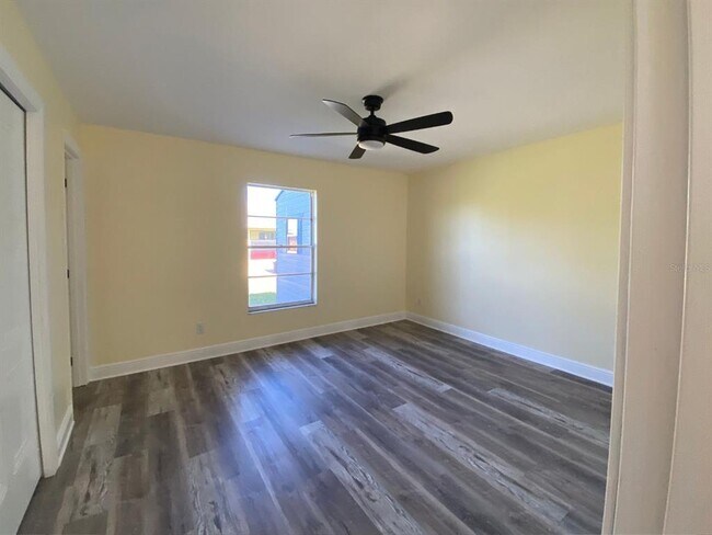 Foto del edificio - 6368 Sunnybrook Blvd