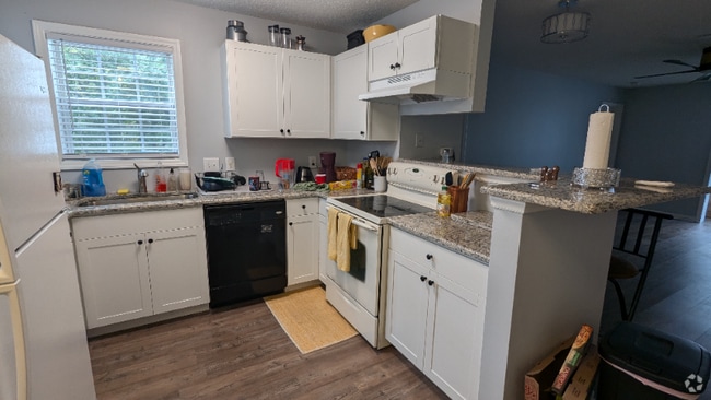 Building Photo - 2021 Wolf Tech Ln