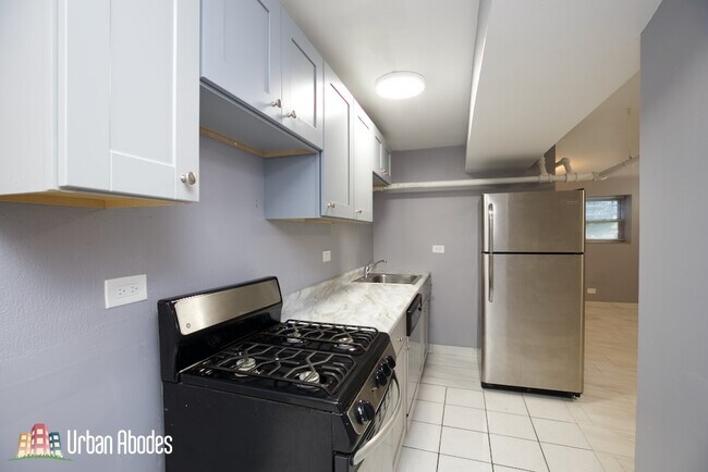 Foto del edificio - 4400 N Racine Ave