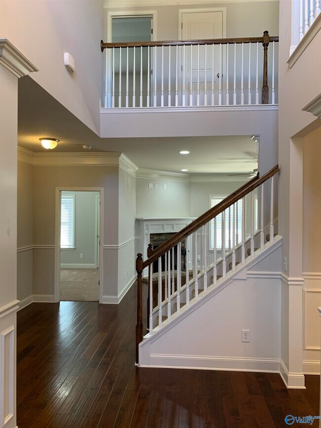 Foto del edificio - 517 Balsam Terrace Way