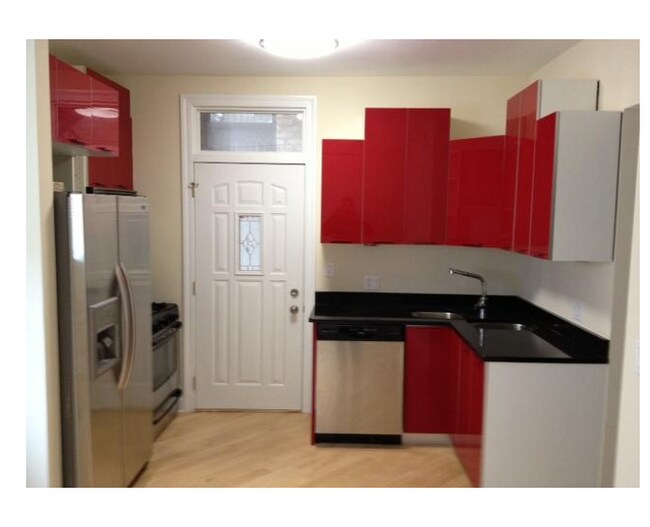 Foto del edificio - 906 W Winona St