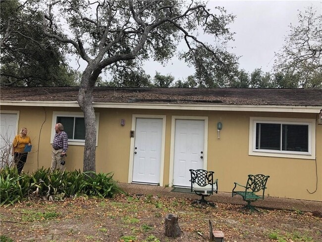 Building Photo - 2409 Mesquite St