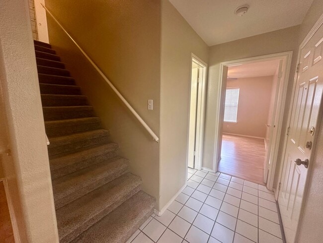 Building Photo - July Move-In Special- 3/2.5 in Gated Commu...