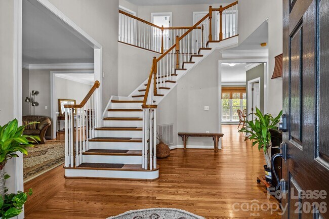 Foto del edificio - 12428 Willingdon Rd