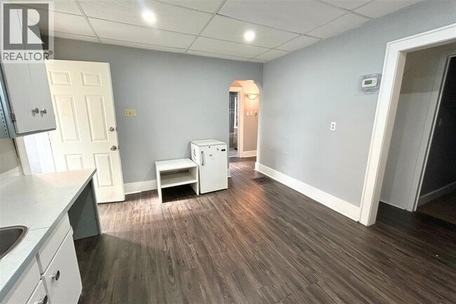 Building Photo - 483 East Street N