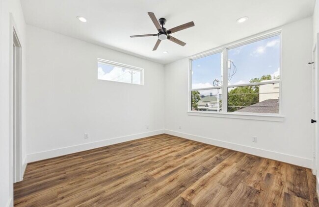 Foto del edificio - 316 N Everton St