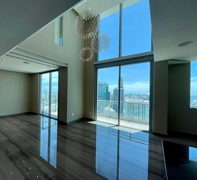 Foto del edificio - 92 SW 3rd St