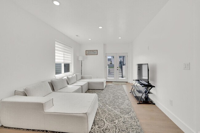 Foto del edificio - 11676 Dorothy Vista Dr