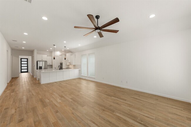 Foto del edificio - 7420 Caprock Cyn Ln