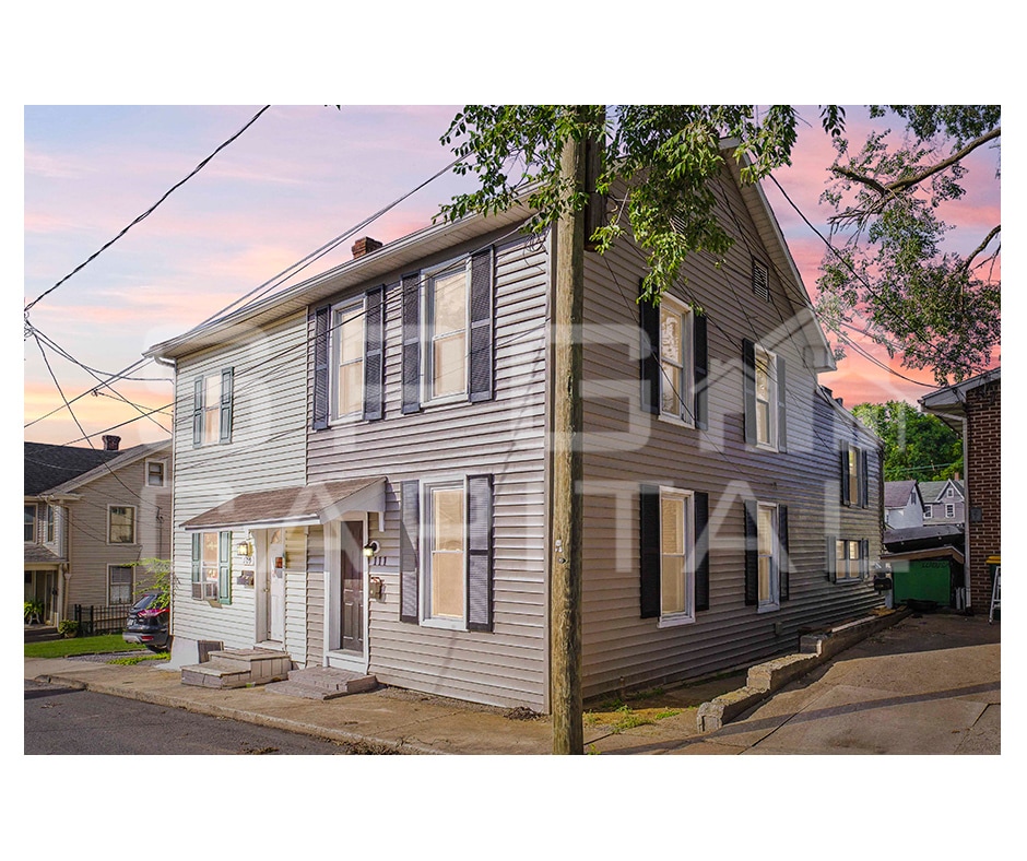 111 Middle St, Waynesboro, PA 17268 House for Rent in Waynesboro, PA