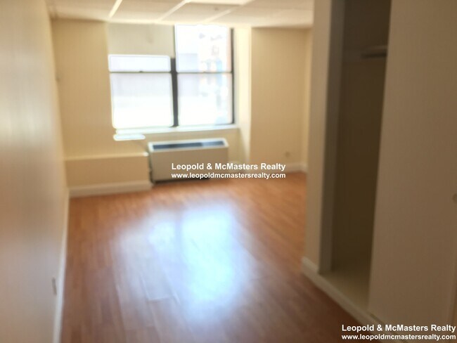 Building Photo - 111 Boylston St
