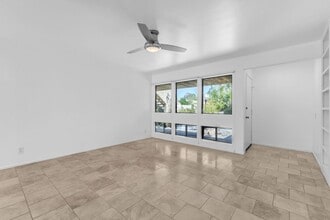 Building Photo - 432 W Bradshaw, 46