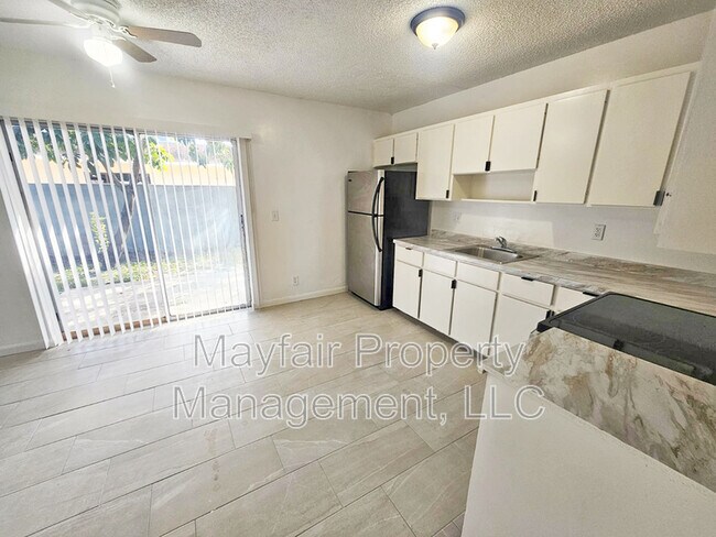 Building Photo - 3105 Perry Ave