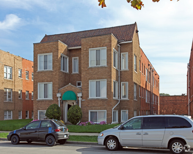 Building Photo - Oakman Apartments