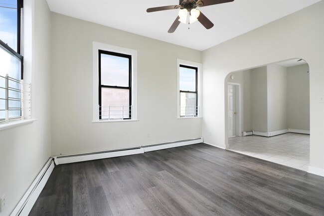 Foto del edificio - 6011 Park Ave