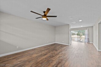 Building Photo - 1560 Colonial Blvd