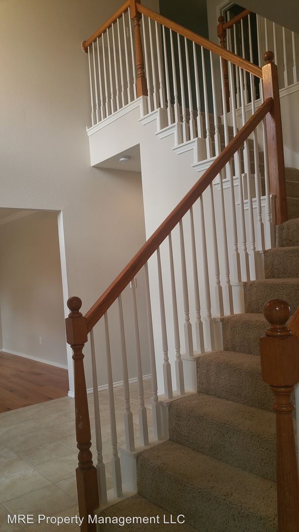 Building Photo - 4712 Park Bend Dr