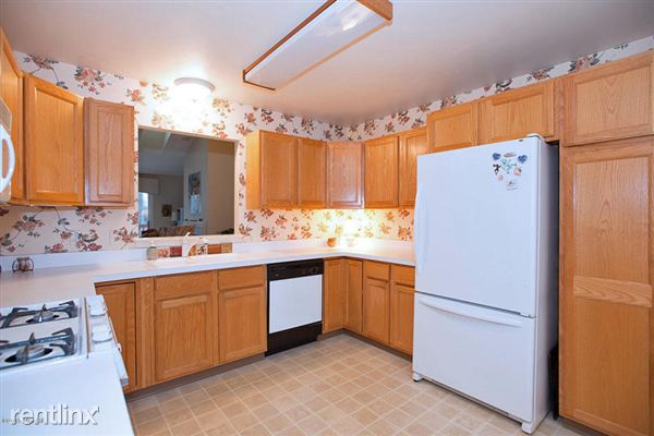 Foto del edificio - 103 Chauncey Ct
