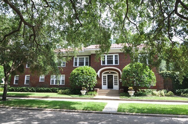 Building Photo - 1604 W Morrison Ave