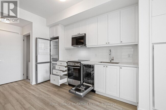 Photo du bâtiment - 51 Clarington Blvd