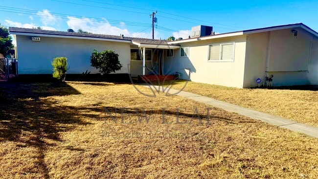 Building Photo - 1444 E Colton Ave