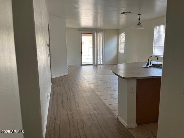 Foto del edificio - 7817 S 65th Ln