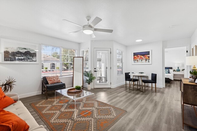 Building Photo - Arcadia Cove Apartment Homes