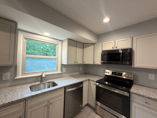 Foto del edificio - 9226 Limestone Pl