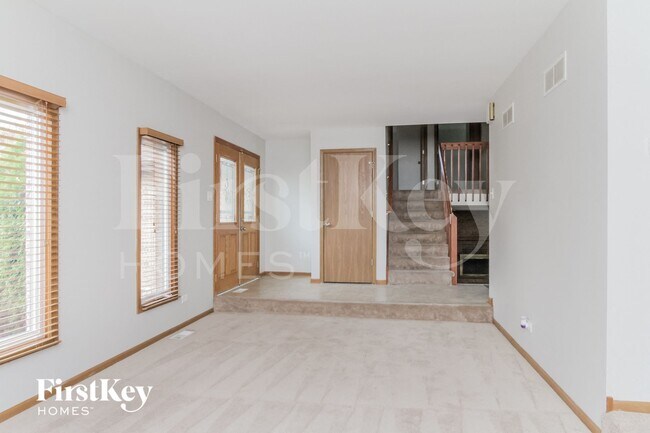 Foto del edificio - 753 Willow Rd