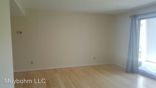 Primary Photo - 323 Laurens St SW