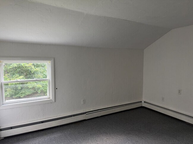 Foto del edificio - 882 Pleasant St