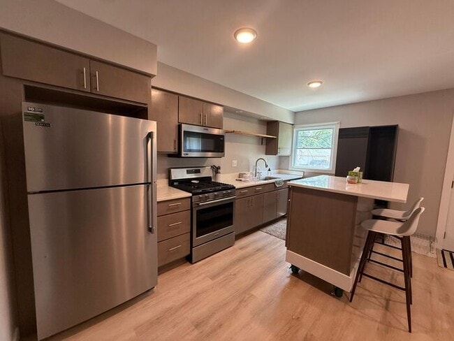 Building Photo - $1,750 | 3 Bedroom, 1 Bathroom | FULLY REMODELED | No Pets | Available for August 1st, 2026 Move in!