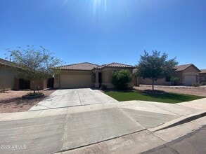Building Photo - 7721 S 68th Dr