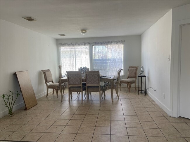 Building Photo - 3759 E Traditions Ct