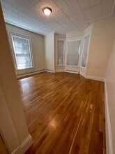Building Photo - 278 Harvard St