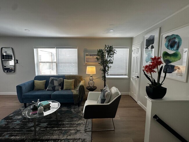 Foto del edificio - Lakeview Apartments
