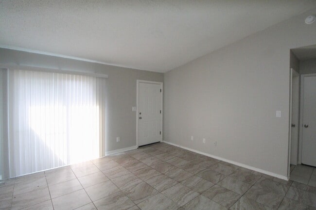 Foto del edificio - Move-In Special: 1/2 Off First Month’s Ren...