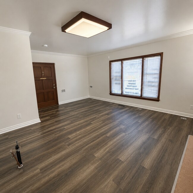Foto del edificio - FOR RENT | Spacious 3 Bedroom + Bonus Room Home | Only $2,000/Month!