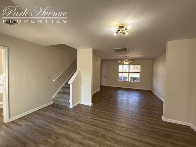 Building Photo - 6625 Commack Dr