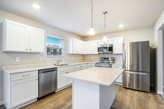 Foto del edificio - 7226 Montego Bay St