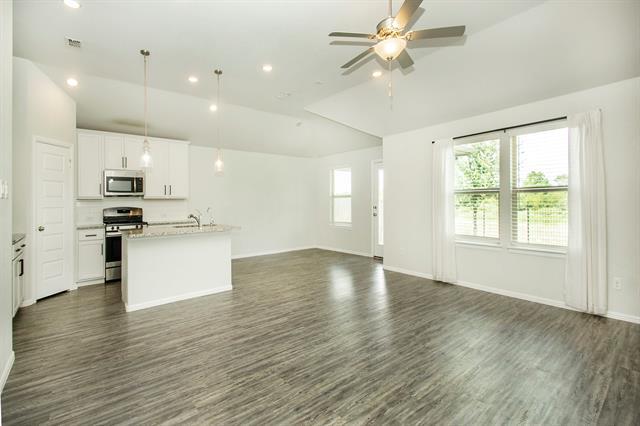 Building Photo - 8840 Landergin Mesa Dr