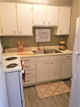 Building Photo - Camden Apartments and Townhomes
