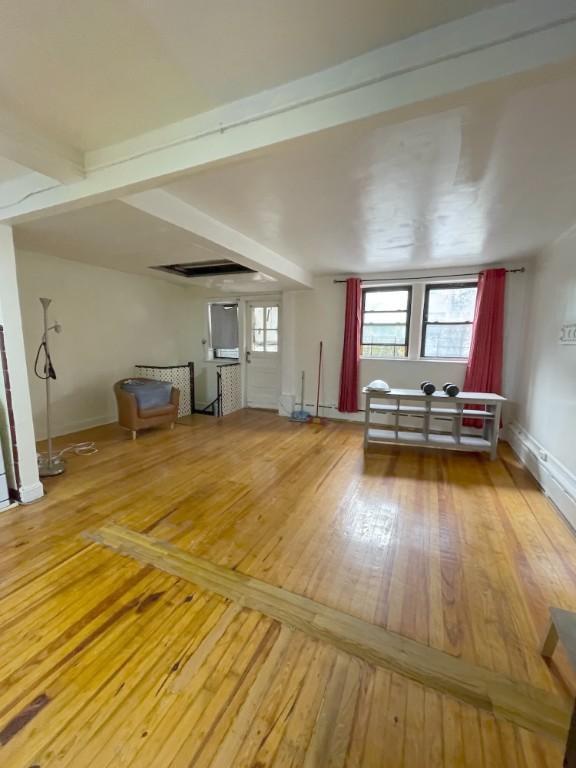 Foto principal - 1 bedroom in REGO PARK NY 11374