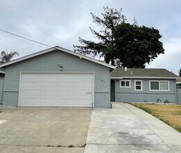 Building Photo - 151 Teddy Dr