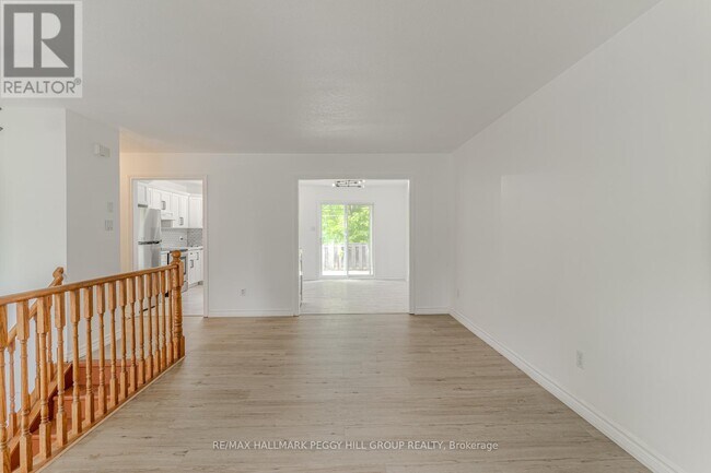 Building Photo - 32 54th St S