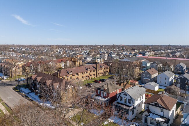 Building Photo - 566 Colvin Ave