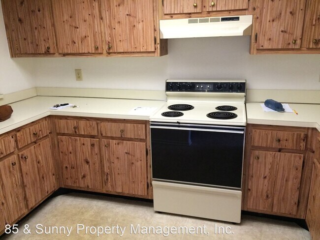 Building Photo - 2775 N Wickham Rd
