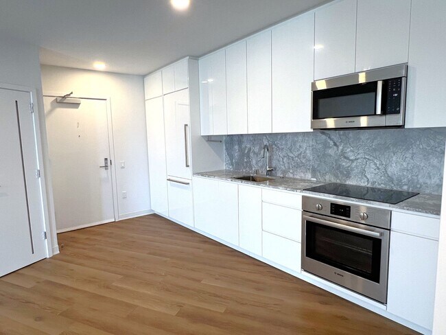 Foto del edificio - Aalii at Ward Village - High Floor One Bedroom, One Bath, One Assigned Parking