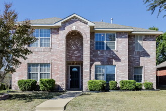 Building Photo - 2133 Pecan Creek Dr